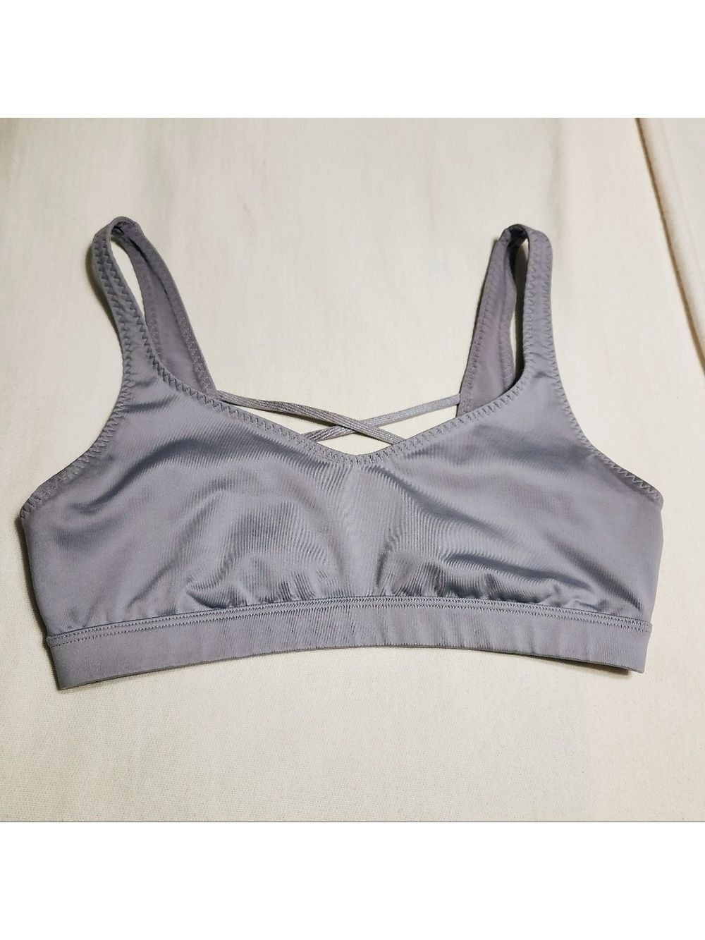 Victoria's Secret Gray Gym Workout Criss-Cross Back Sports Bra Small - Picture 6 of 9
